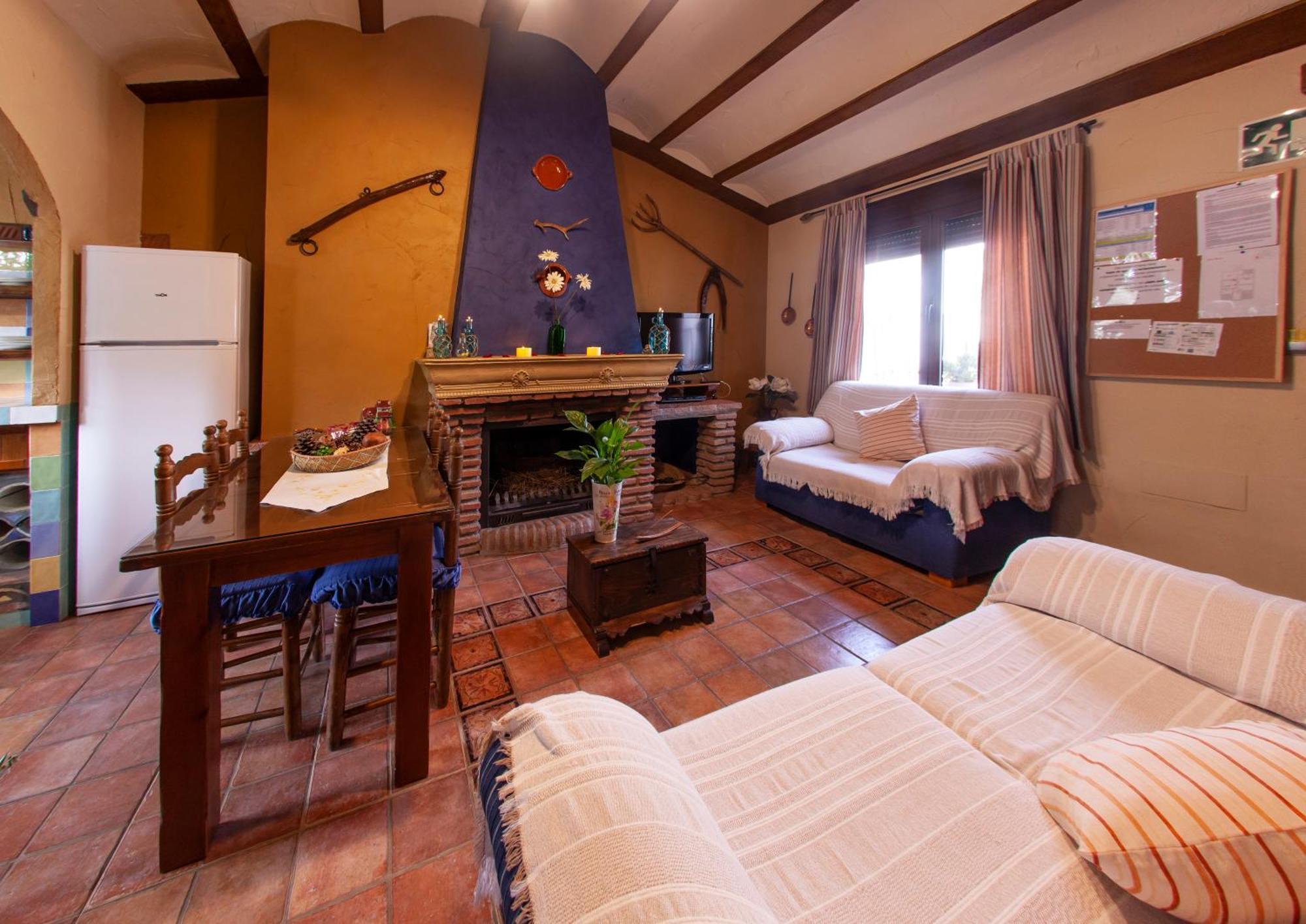 Apartamentos La Granja Hinojares Exterior photo