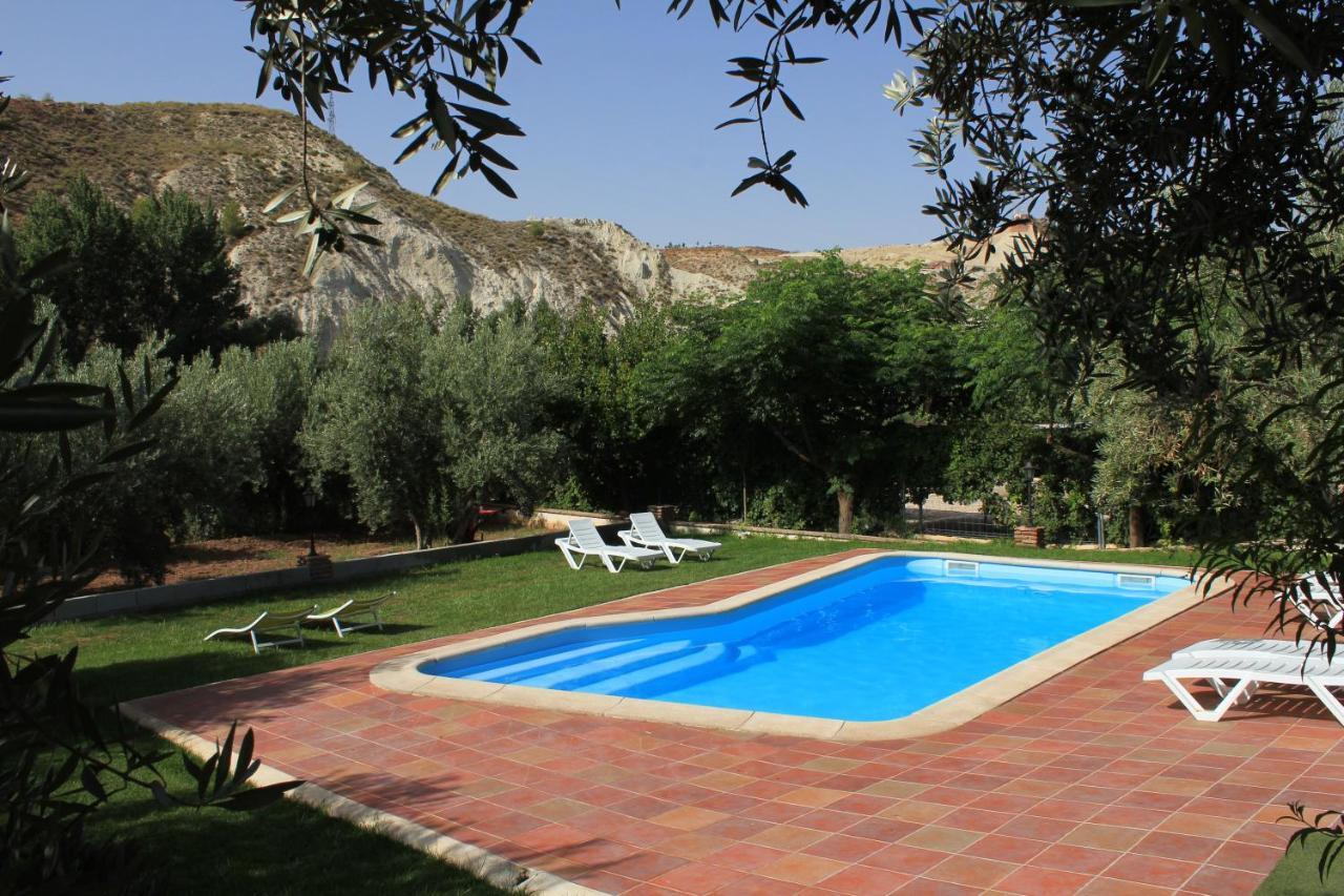 Apartamentos La Granja Hinojares Exterior photo